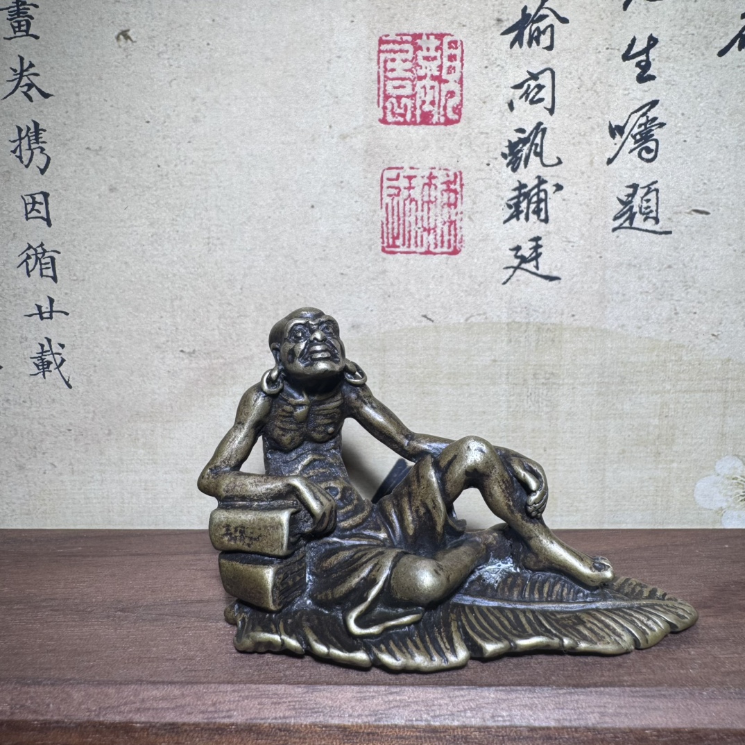 Brass Eighteen Arhats Miniatur - Unique Table Accessories ulasan dan harga