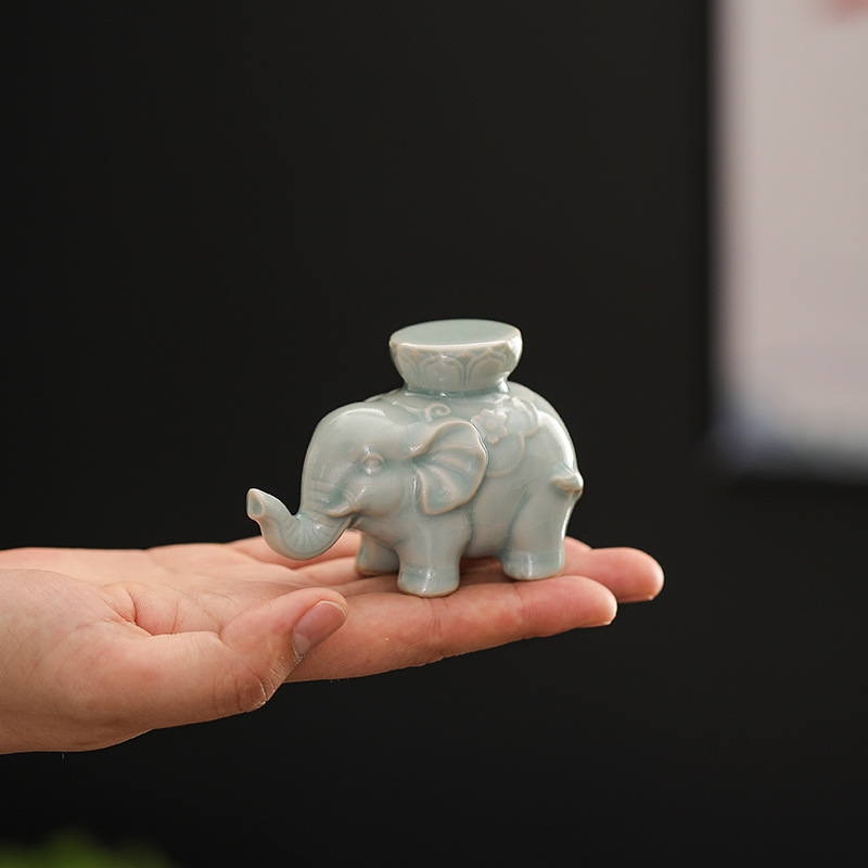 Creative  Elephant Lid Holder  - Unique Table Accessories ulasan dan harga